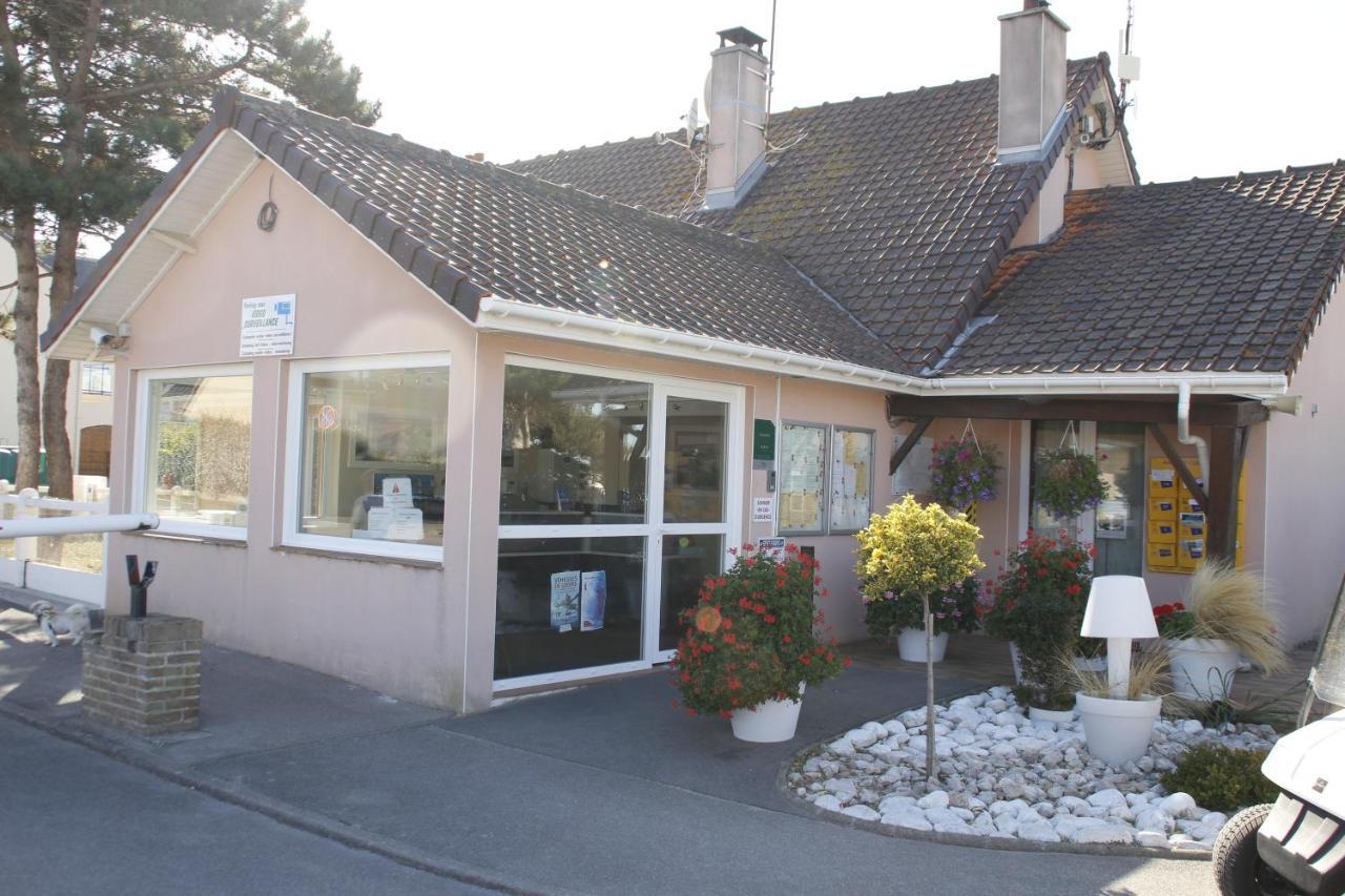 Camping De La Mer Camiers Exterior foto